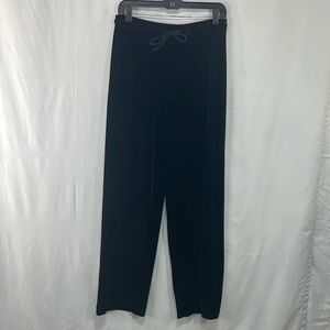 🥖 Ann Taylor black pull on velvet pants